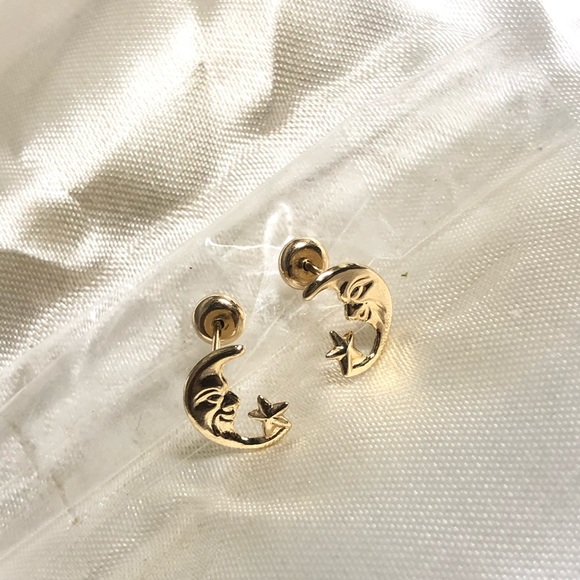 18k Gold Filled Half Moon & Star Earrings - Picture 5 of 9